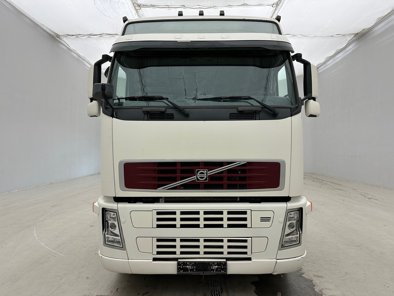 Volvo FH 420 Globetrotter - Cabeza tractora: foto 2 Volvo FH 420 Globetrotter - Cabeza tractora: foto 2