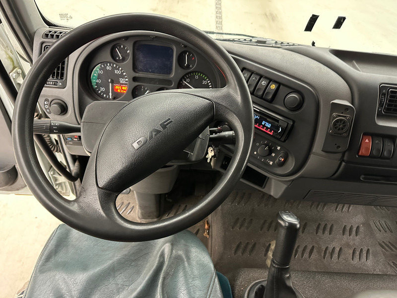 Camión caja cerrada DAF LF45.150 - service truck: foto 9