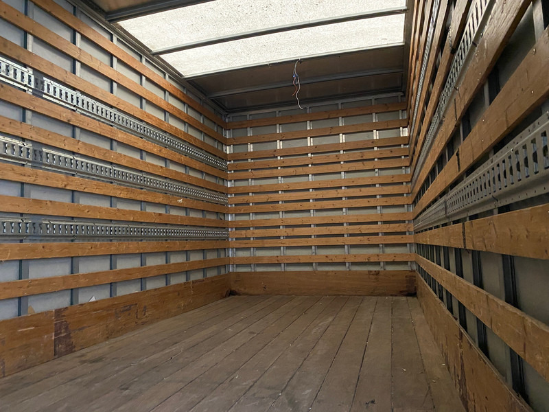 Camión caja cerrada DAF LF45.180: foto 6 Camión caja cerrada DAF LF45.180: foto 6