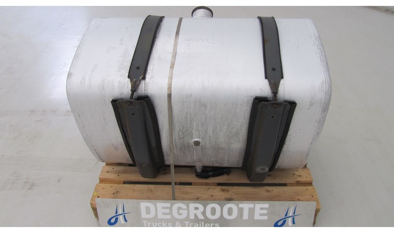 DAF Tank XF LI. - Depósito de combustible: foto 4 DAF Tank XF LI. - Depósito de combustible: foto 4