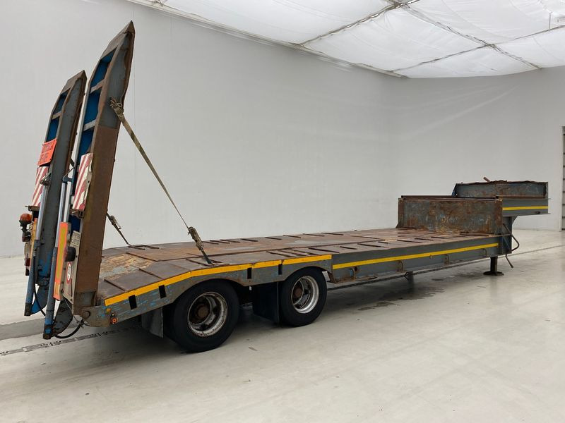 GHEYSEN & VERPOORT Low bed trailer - Semirremolque góndola rebajadas: foto 5 GHEYSEN & VERPOORT Low bed trailer - Semirremolque góndola rebajadas: foto 5