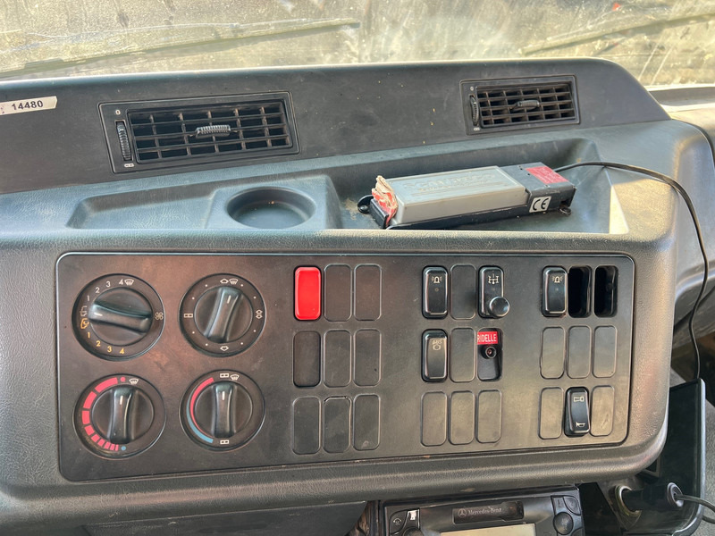 Camión volquete, Camión grúa Mercedes-Benz Actros 2031 - 4x4: foto 11 Camión volquete, Camión grúa Mercedes-Benz Actros 2031 - 4x4: foto 11