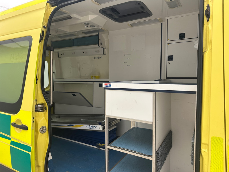 Mercedes-Benz Sprinter 319 CDI - Ambulancia: foto 5 Mercedes-Benz Sprinter 319 CDI - Ambulancia: foto 5