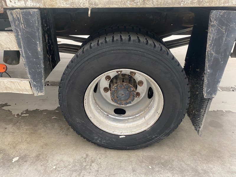 Camión volquete Nissan Atleon 120.25: foto 7 Camión volquete Nissan Atleon 120.25: foto 7