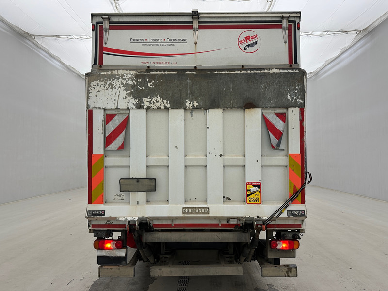 Camión caja cerrada Renault D12: foto 8 Camión caja cerrada Renault D12: foto 8