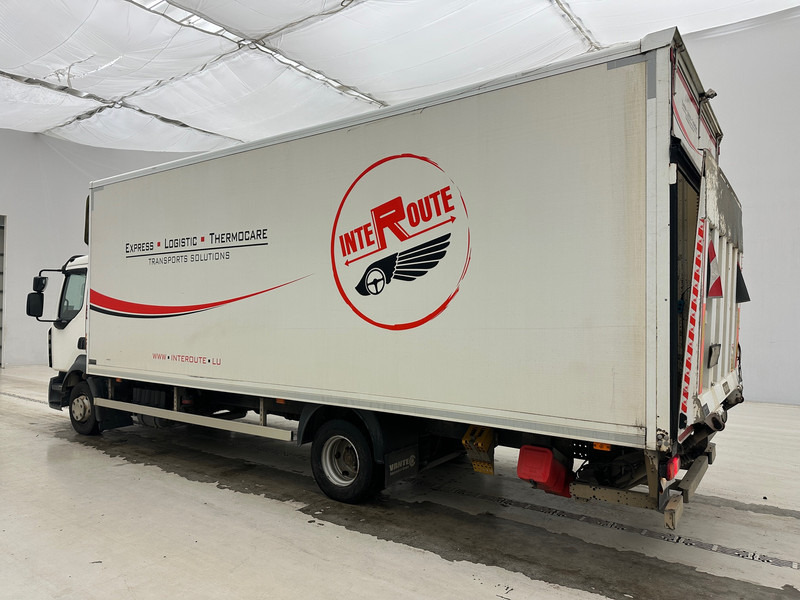 Camión caja cerrada Renault D12: foto 9 Camión caja cerrada Renault D12: foto 9