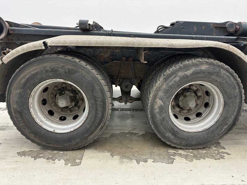 Scania R124.420 - 6x4 - Camión multibasculante: foto 4 Scania R124.420 - 6x4 - Camión multibasculante: foto 4