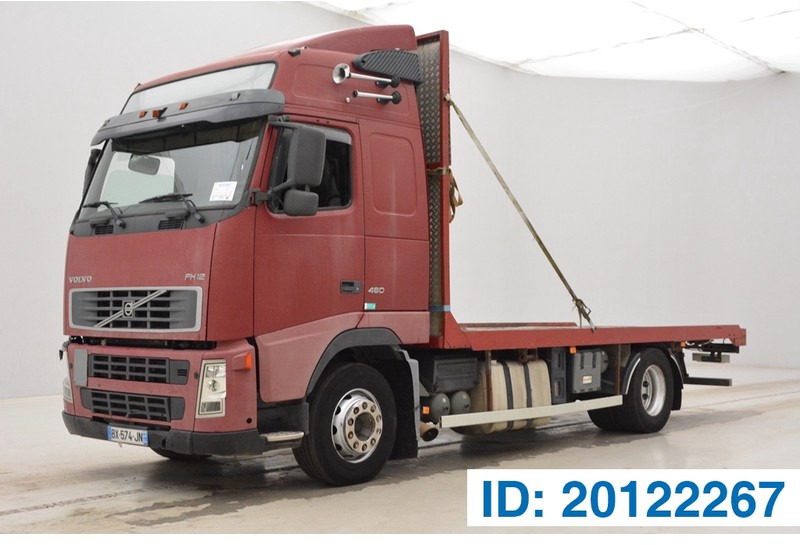 Volvo FH12.460 Globetrotter - Camión caja abierta: foto 1 Volvo FH12.460 Globetrotter - Camión caja abierta: foto 1