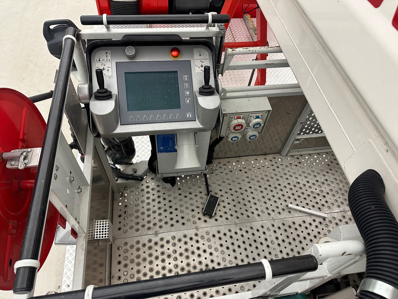 Camión de bomberos Volvo MAGIRUS ALP330 - FM 340 - 6x4: foto 15 Camión de bomberos Volvo MAGIRUS ALP330 - FM 340 - 6x4: foto 15