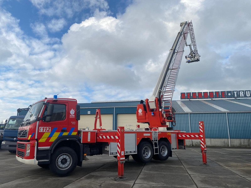 Camión de bomberos Volvo MAGIRUS ALP330 - FM 340 - 6x4: foto 9 Camión de bomberos Volvo MAGIRUS ALP330 - FM 340 - 6x4: foto 9