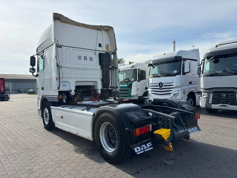 DAF XF 105.510 Super spacecab Euro 5 Retarder - Cabeza tractora: foto 3 DAF XF 105.510 Super spacecab Euro 5 Retarder - Cabeza tractora: foto 3