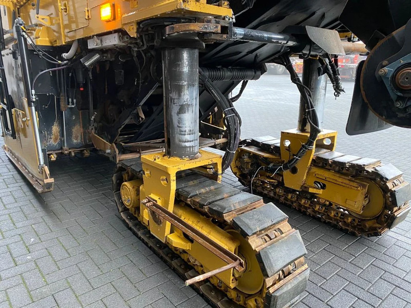 Construcción de carreteras Caterpillar PM622 CRAWLER PROFILER/ASFALTFREESMACHINE/ASPHALTFRÄSEN-MASCHINE: foto 15