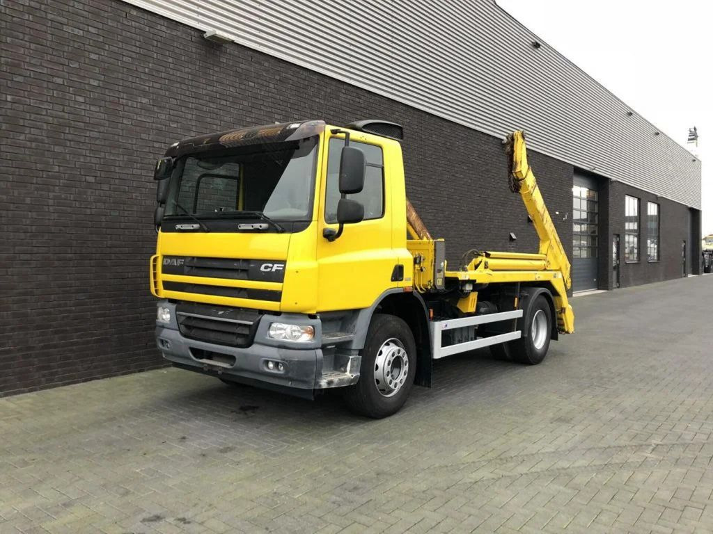 DAF CF 360 4X2 PORTAALARMSYTEEM - Camión multibasculante: foto 2 DAF CF 360 4X2 PORTAALARMSYTEEM - Camión multibasculante: foto 2