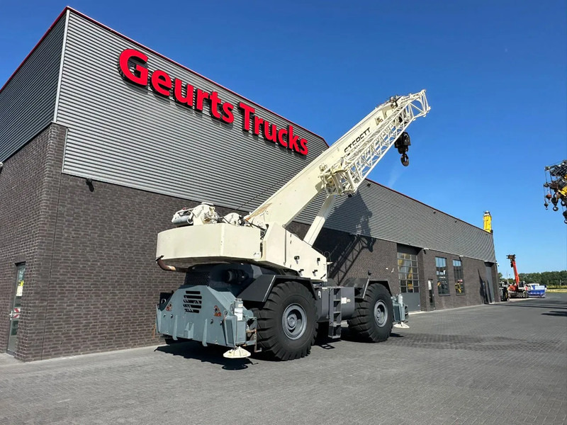 Terex RT130 ROUGH TERRAIN CRANE + JIB - Grúa para terrenos difíciles: foto 5 Terex RT130 ROUGH TERRAIN CRANE + JIB - Grúa para terrenos difíciles: foto 5