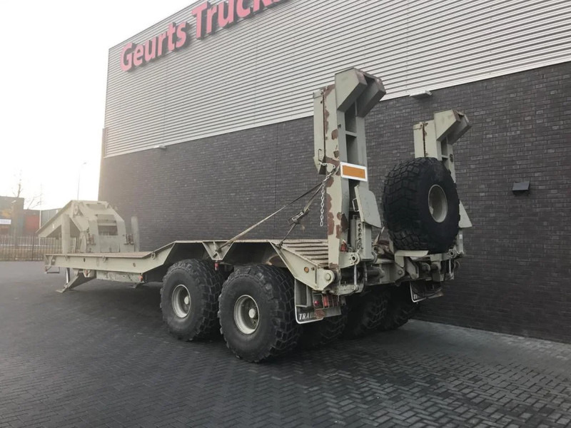 Trabosa 2 AXEL HEAVY DUTY LOWLOADER TANK TRANSPORT - Semirremolque góndola rebajadas: foto 3 Trabosa 2 AXEL HEAVY DUTY LOWLOADER TANK TRANSPORT - Semirremolque góndola rebajadas: foto 3