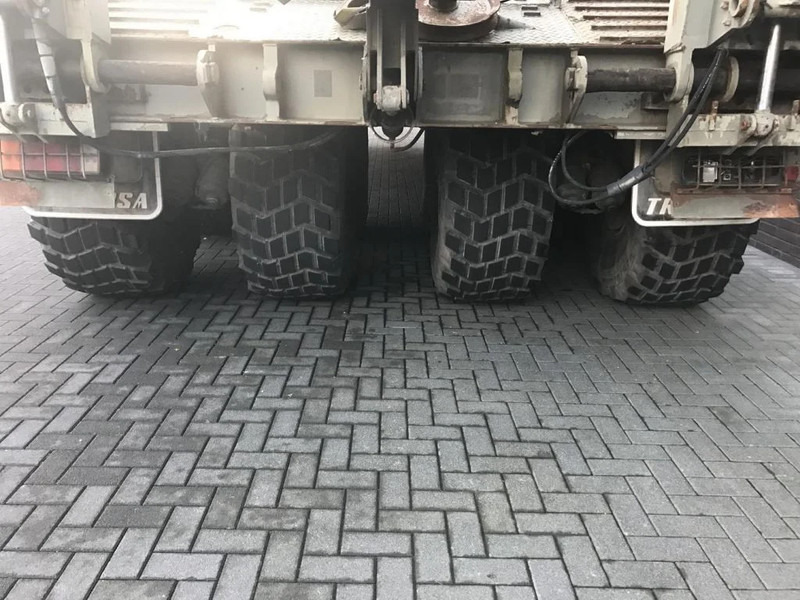 Trabosa 2 AXEL HEAVY DUTY LOWLOADER TANK TRANSPORT - Semirremolque góndola rebajadas: foto 5 Trabosa 2 AXEL HEAVY DUTY LOWLOADER TANK TRANSPORT - Semirremolque góndola rebajadas: foto 5