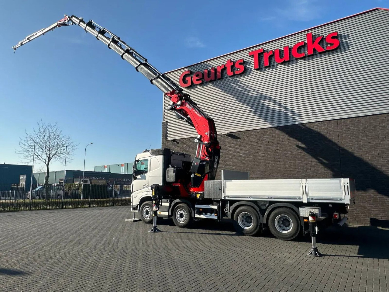 Volvo FH 500 8X4 RF-RT40G FASSI F1450R.2.8 + JIB L826 - Camión grúa: foto 5 Volvo FH 500 8X4 RF-RT40G FASSI F1450R.2.8 + JIB L826 - Camión grúa: foto 5