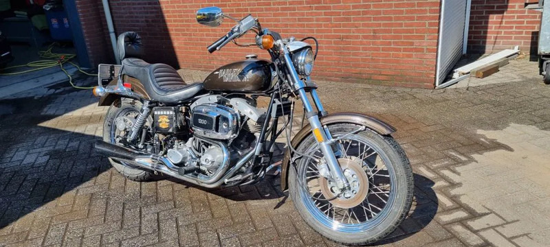 Harley-Davidson FXE SUPER GLIDE.... 1200 AMF first paint - Motocicleta: foto 2 Harley-Davidson FXE SUPER GLIDE.... 1200 AMF first paint - Motocicleta: foto 2
