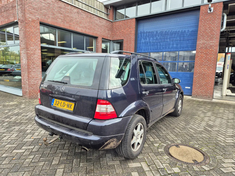 Mercedes-Benz M-Klasse ML 320 autom AMG - Coche: foto 4 Mercedes-Benz M-Klasse ML 320 autom AMG - Coche: foto 4