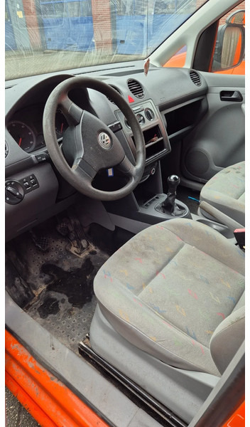 Volkswagen 2x Caddy 1.9 diesel 77kw - Furgoneta pequeña: foto 4 Volkswagen 2x Caddy 1.9 diesel 77kw - Furgoneta pequeña: foto 4