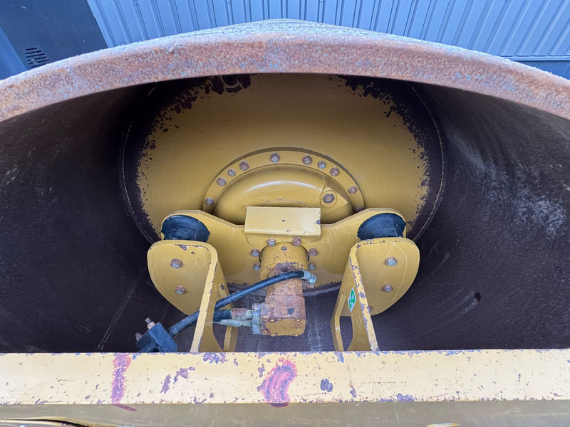 Rodillo Caterpillar CS64B: foto 12