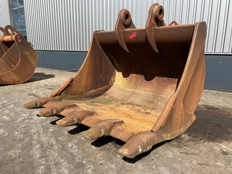 Caterpillar Caterpillar 385 bucket with teeth - Cazo: foto 1 Caterpillar Caterpillar 385 bucket with teeth - Cazo: foto 1