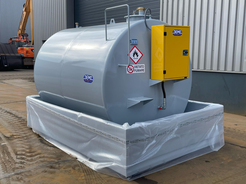 Emiliana Serbatoi TF9/50 9000Ltr - Tanque de almacenamiento: foto 2 Emiliana Serbatoi TF9/50 9000Ltr - Tanque de almacenamiento: foto 2