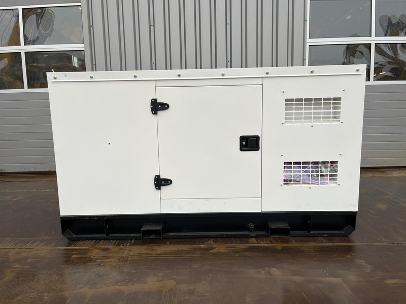 Giga power 37.5KVA Closed Set LT-W30GF - Generador industriale: foto 4 Giga power 37.5KVA Closed Set LT-W30GF - Generador industriale: foto 4