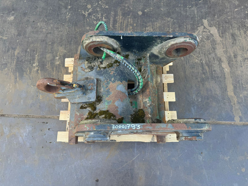 Hydraulic quick coupler CW30 excavator - Cazo: foto 1 Hydraulic quick coupler CW30 excavator - Cazo: foto 1