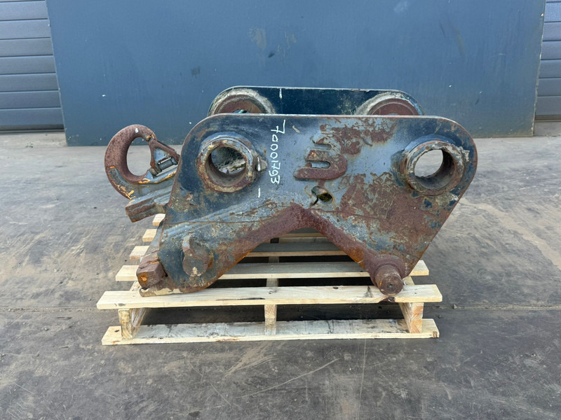 Hydraulic quick coupler CW30 excavator - Cazo: foto 2 Hydraulic quick coupler CW30 excavator - Cazo: foto 2