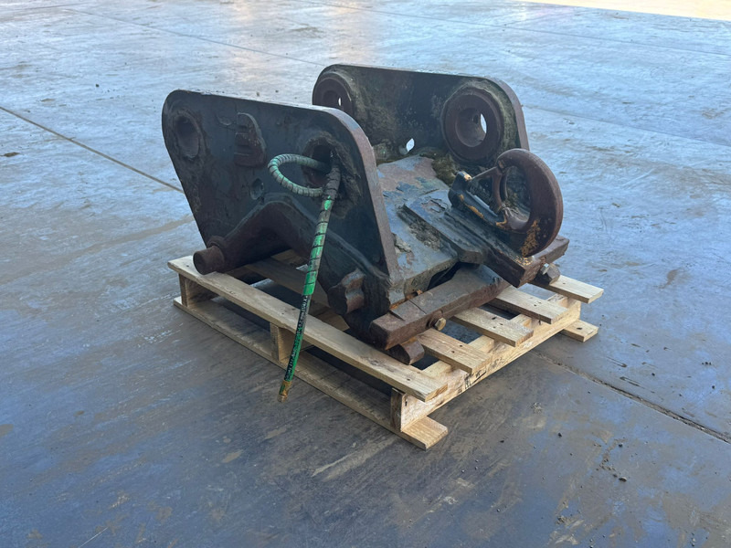 Hydraulic quick coupler CW30 excavator - Cazo: foto 5 Hydraulic quick coupler CW30 excavator - Cazo: foto 5