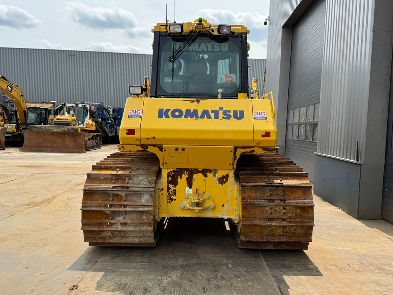 Komatsu D65PXi-18 - Bulldozer: foto 4 Komatsu D65PXi-18 - Bulldozer: foto 4