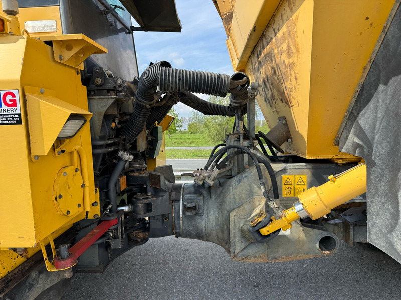 Komatsu HM300-2 - Dúmper articulado: foto 5 Komatsu HM300-2 - Dúmper articulado: foto 5