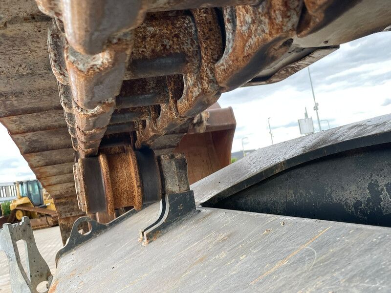 Excavadora de cadenas Liebherr R950 SHD (R944 / R945 / R946): foto 16 Excavadora de cadenas Liebherr R950 SHD (R944 / R945 / R946): foto 16