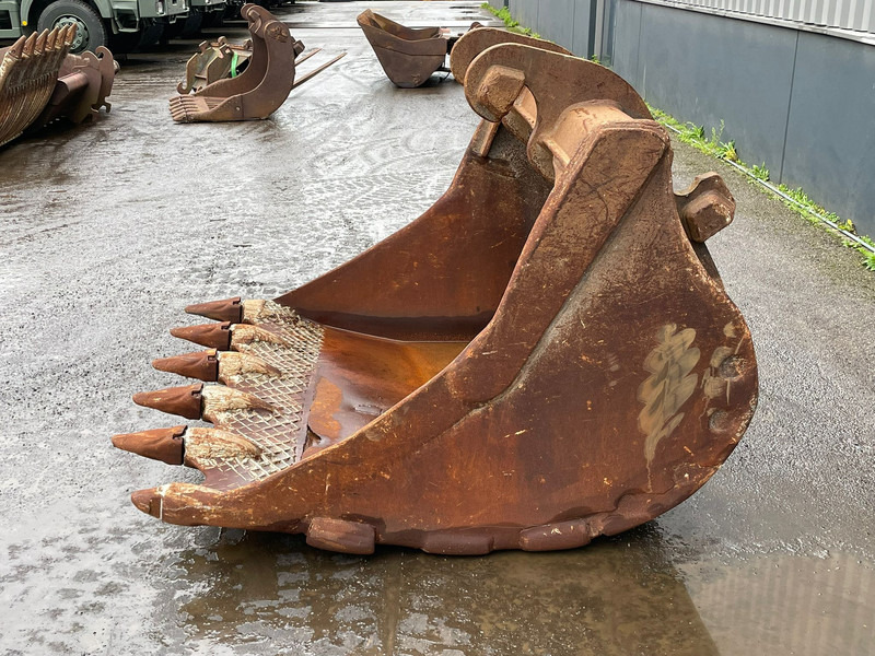 Verachtert Bucket with teeth - Cazo: foto 2 Verachtert Bucket with teeth - Cazo: foto 2