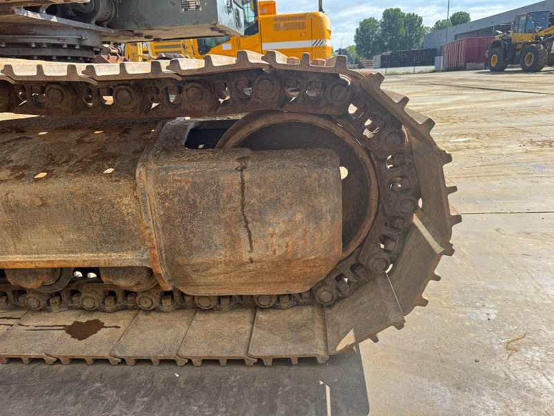 Excavadora de cadenas Volvo EC220EL: foto 13