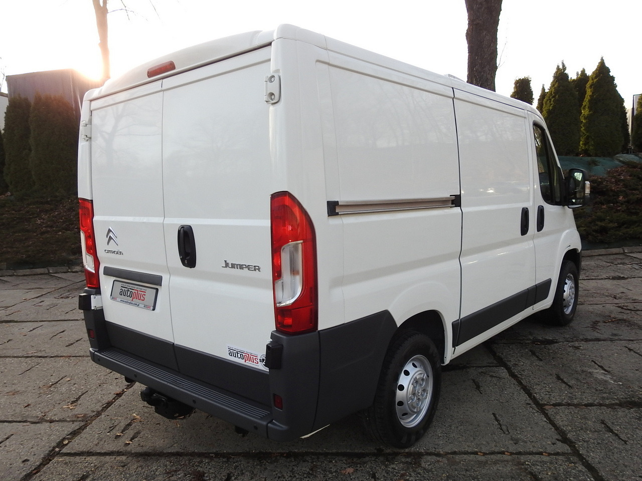 CITROEN JUMPER REFRIGERATOR VAN -5*C LED LIGHTS AIR CONDITIONING 130HP - Furgoneta frigorifica: foto 3 CITROEN JUMPER REFRIGERATOR VAN -5*C LED LIGHTS AIR CONDITIONING 130HP - Furgoneta frigorifica: foto 3