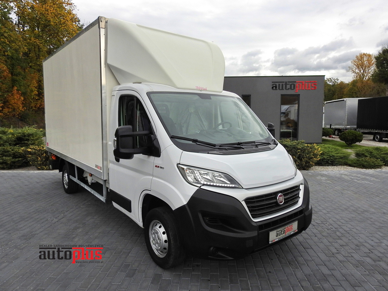 FIAT DUCATO BOX LIFT 8 PALLETS CRUISE CONTROL NAVIGATION AIR CONDITIONING LED LIGHTS  130HP - Furgoneta caja cerrada: foto 1 FIAT DUCATO BOX LIFT 8 PALLETS CRUISE CONTROL NAVIGATION AIR CONDITIONING LED LIGHTS  130HP - Furgoneta caja cerrada: foto 1