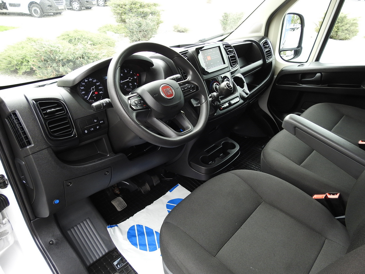 FIAT DUCATO TARPAULIN 10 PALLETS WEBASTO CRUISE CONTROL AIR CONDITIONING 180HP - Furgoneta con lona: foto 2 FIAT DUCATO TARPAULIN 10 PALLETS WEBASTO CRUISE CONTROL AIR CONDITIONING 180HP - Furgoneta con lona: foto 2