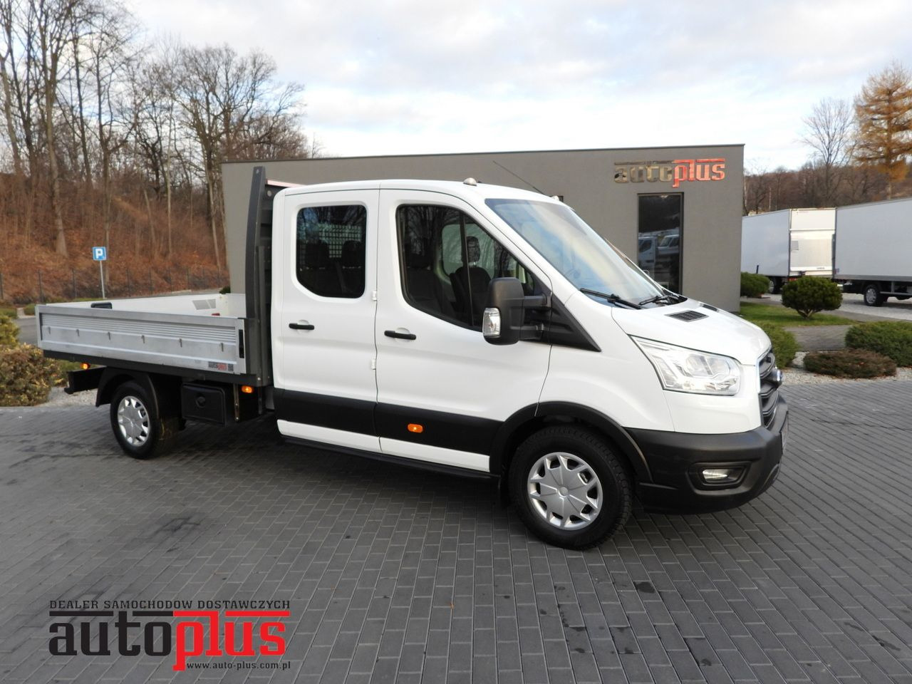 FORD TRANSIT 4x4 STAKE BODY DOUBLE CABIN DOKA 6 SEATS CRUISE CONTROL LED LIGHTS AIR CONDITIONING 170HP - Furgoneta combi: foto 1 FORD TRANSIT 4x4 STAKE BODY DOUBLE CABIN DOKA 6 SEATS CRUISE CONTROL LED LIGHTS AIR CONDITIONING 170HP - Furgoneta combi: foto 1