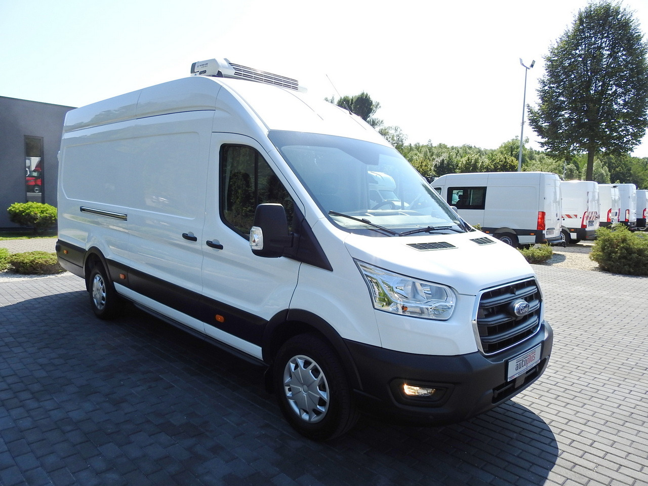 FORD TRANSIT REFRIGERATOR VAN 0*C HEATING FUNCTION CRUISE CONTROL AIR CONDITIONING LED LIGHTS 130HP - Furgoneta frigorifica: foto 4 FORD TRANSIT REFRIGERATOR VAN 0*C HEATING FUNCTION CRUISE CONTROL AIR CONDITIONING LED LIGHTS 130HP - Furgoneta frigorifica: foto 4