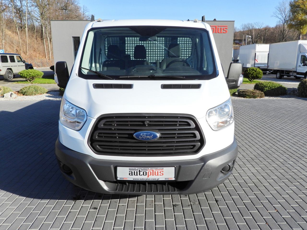 FORD TRANSIT STAKE BODY 8 PALLETS TWIN WHEELS AIR CONDITIONING 155HP - Furgoneta caja abierta: foto 5 FORD TRANSIT STAKE BODY 8 PALLETS TWIN WHEELS AIR CONDITIONING 155HP - Furgoneta caja abierta: foto 5