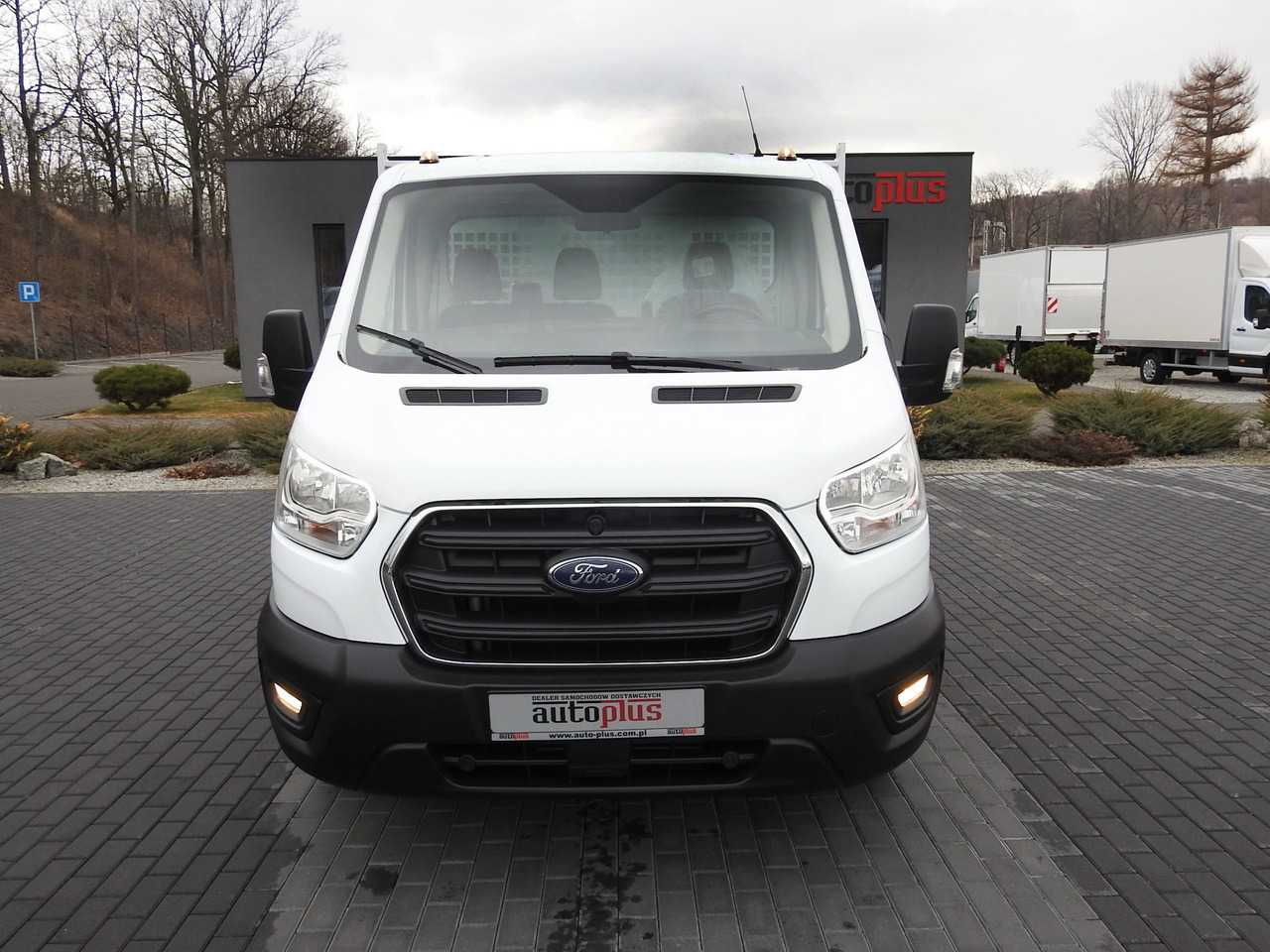 FORD TRANSIT TIPPER LED LIGHTS TWIN WHEELS AIR CONDITIONING 130HP - Furgoneta basculante: foto 5 FORD TRANSIT TIPPER LED LIGHTS TWIN WHEELS AIR CONDITIONING 130HP - Furgoneta basculante: foto 5