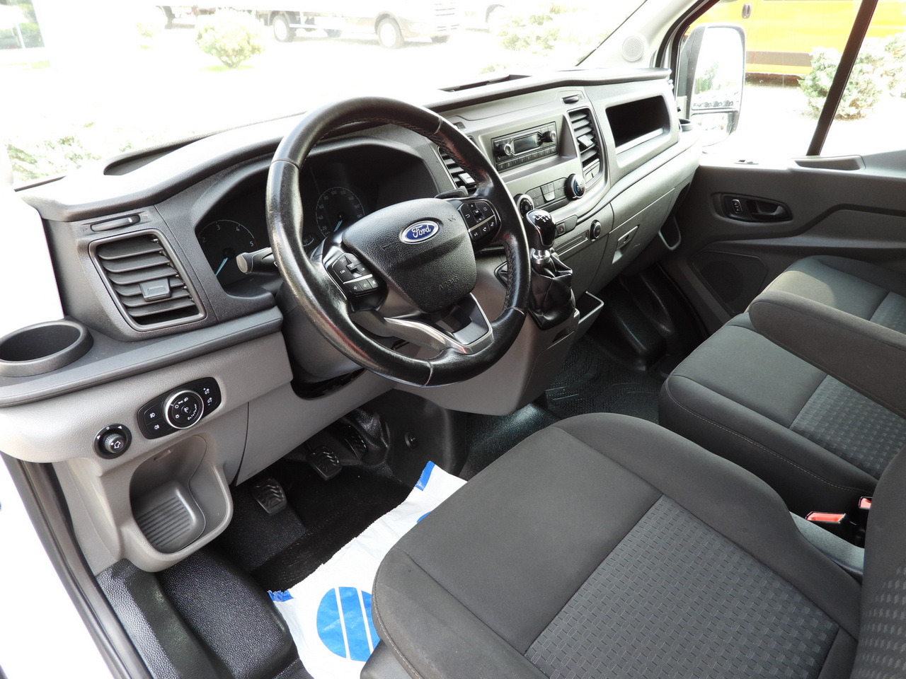 FORD TRANSIT VAN CRUISE CONTROL LED LIGHTS AIR CONDITIONING 130HP - Furgón: foto 2 FORD TRANSIT VAN CRUISE CONTROL LED LIGHTS AIR CONDITIONING 130HP - Furgón: foto 2