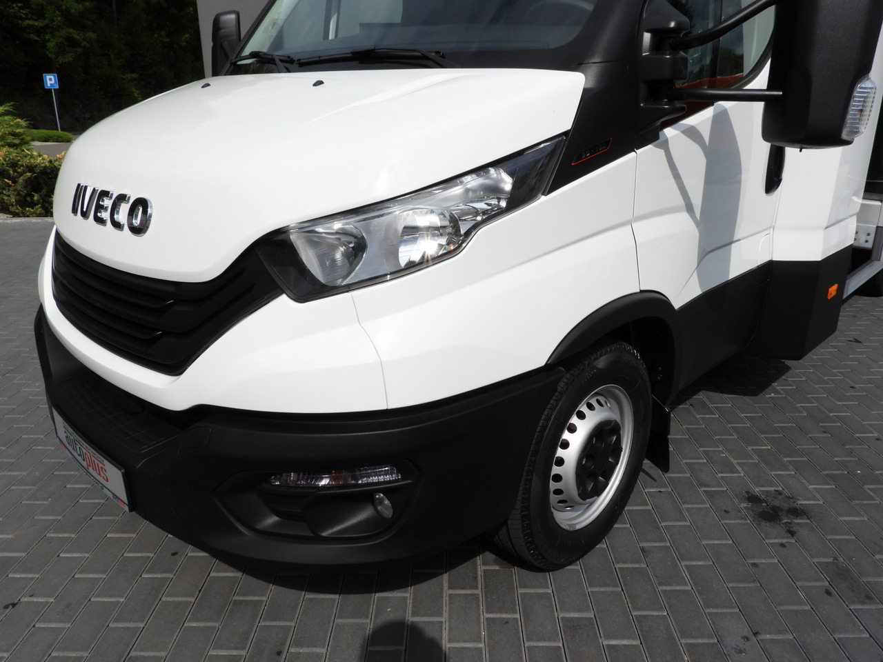 Furgoneta con lona IVECO DAILY 35S18 TARPAULIN LIFT 10 PALLETS WEBASTO CRUISE CONTROL PNEUMATICS AIR CONDITIONING  180HP: foto 19