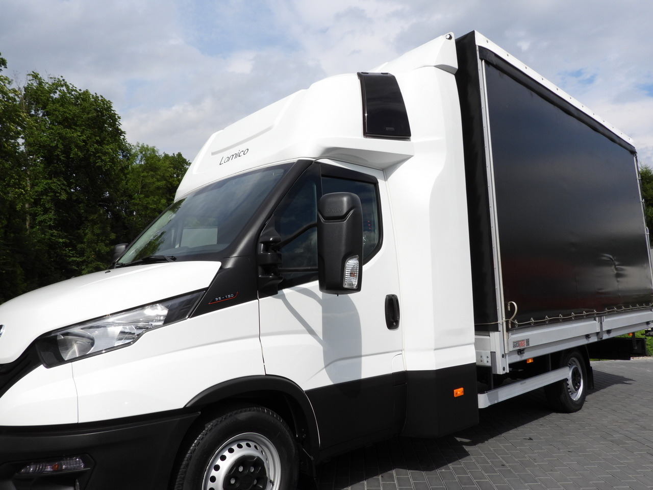 Furgoneta con lona IVECO DAILY 35S18 TARPAULIN LIFT 10 PALLETS WEBASTO CRUISE CONTROL PNEUMATICS AIR CONDITIONING  180HP: foto 20