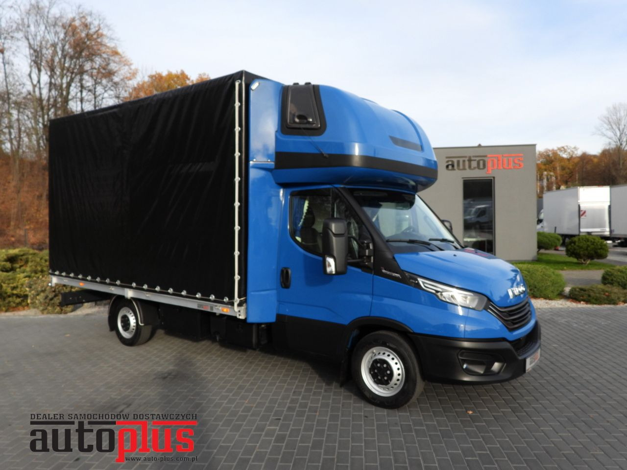 IVECO DAILY 35S21 TARPAULIN 10 PALLETS WEBASTO CRUISE CONTROL NAVIGATION LED LIGHTS AUTOMATIC TRANSMISSION HI-MATIC AIR CONDITIONING 210HP - Furgoneta con lona: foto 1 IVECO DAILY 35S21 TARPAULIN 10 PALLETS WEBASTO CRUISE CONTROL NAVIGATION LED LIGHTS AUTOMATIC TRANSMISSION HI-MATIC AIR CONDITIONING 210HP - Furgoneta con lona: foto 1