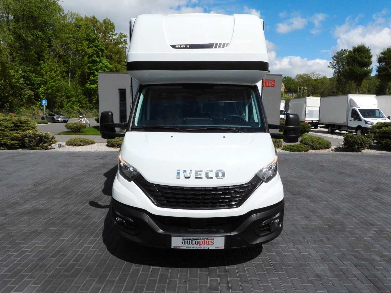 Iveco DAILY 35S18 PRITSCHE PLANE 10 PALETTEN WEBASTO - Furgoneta con lona: foto 5 Iveco DAILY 35S18 PRITSCHE PLANE 10 PALETTEN WEBASTO - Furgoneta con lona: foto 5