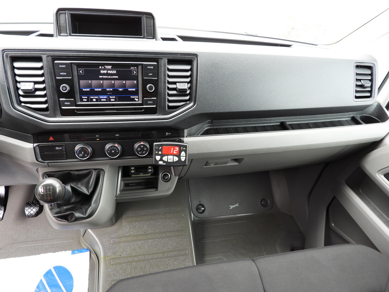 Arrendamiento de MAN TGE 3.180 REGRIGERATOR BOX 0*C CRUISE CONTROL TWIN WHEELS AIR CONDITIONING  180HP MAN TGE 3.180 REGRIGERATOR BOX 0*C CRUISE CONTROL TWIN WHEELS AIR CONDITIONING  180HP: foto 32