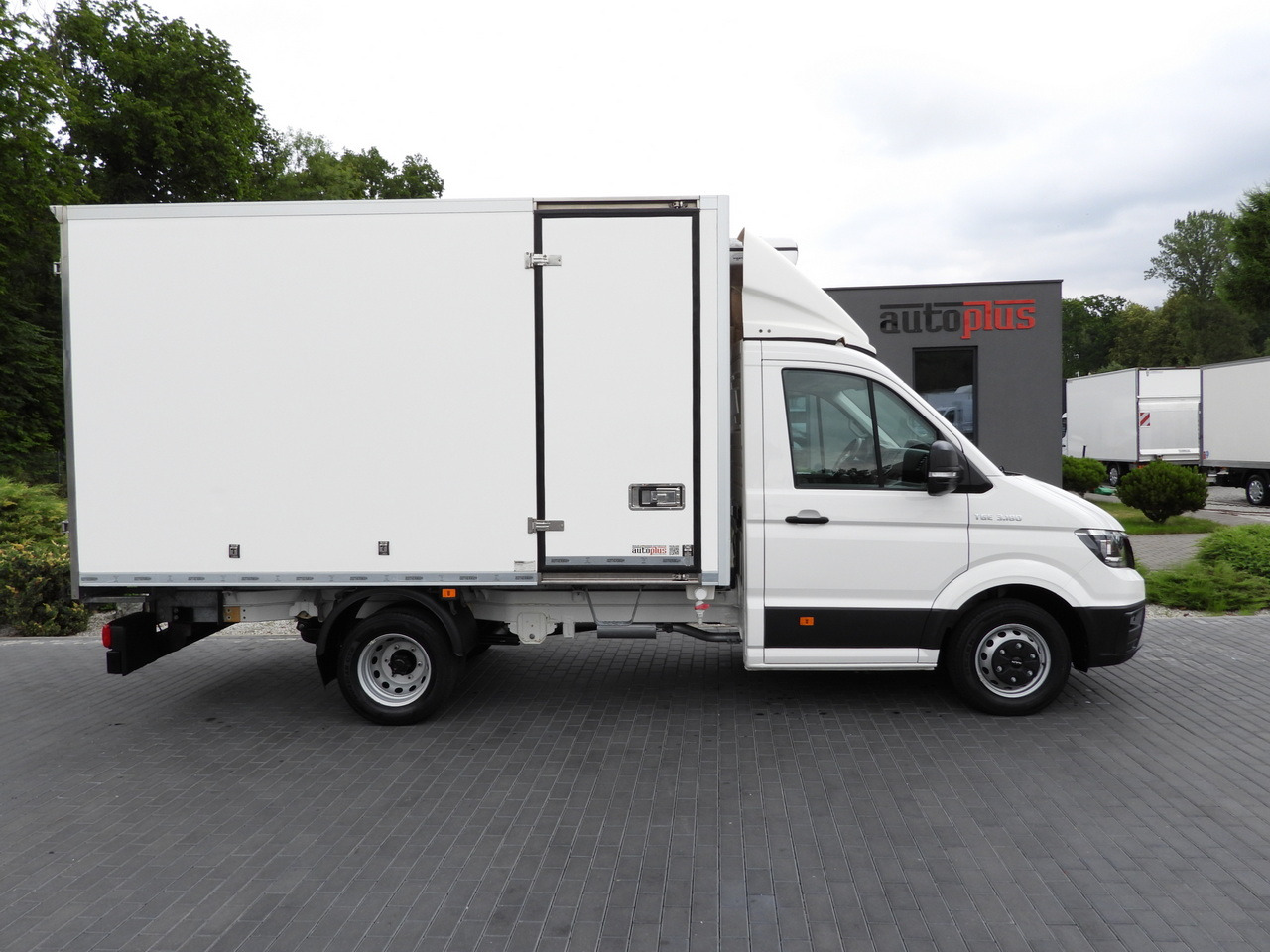 Arrendamiento de MAN TGE 3.180 REGRIGERATOR BOX 0*C CRUISE CONTROL TWIN WHEELS AIR CONDITIONING  180HP MAN TGE 3.180 REGRIGERATOR BOX 0*C CRUISE CONTROL TWIN WHEELS AIR CONDITIONING  180HP: foto 7